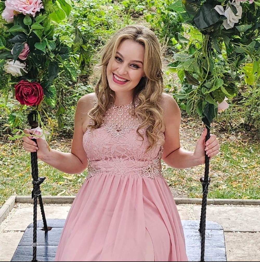 Meet your Posher, Stephanie